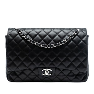 Pre-Loved Chanel Maxi Classic Lambskin Double Flap